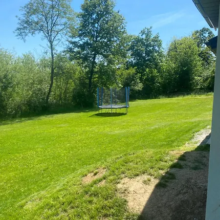 Kucica U Sumici * Stojnik