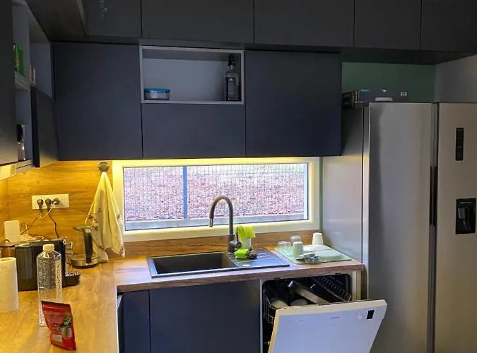 Kucica U Sumici * Stojnik