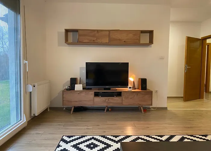 펜션 Kucica U Sumici Stojnik