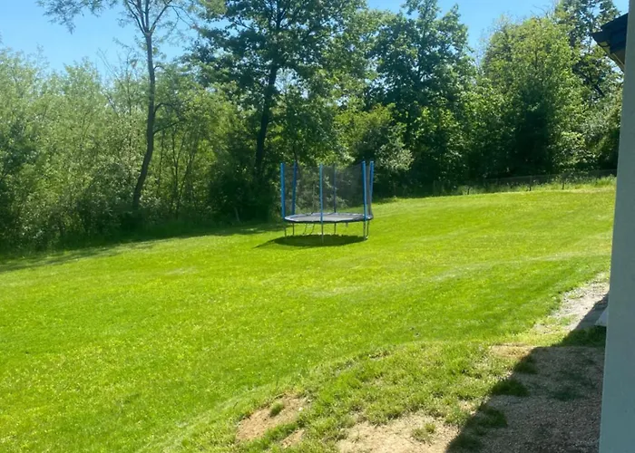 Kucica U Sumici * Stojnik